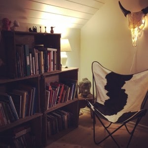behaviour book shelf